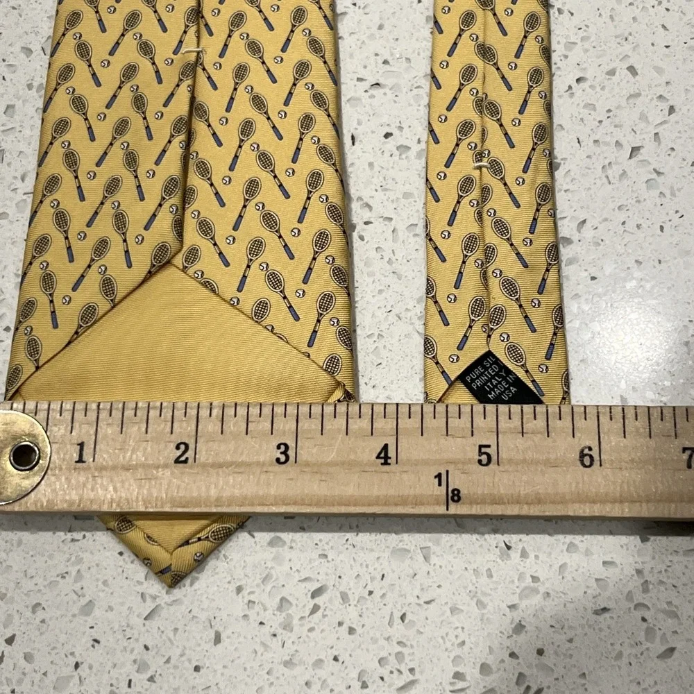 Brooks Brothers Country Club Tie Tennis Rackets Balls Yellow Color Unique USA